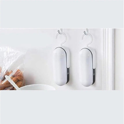 مكبس حراري لاغلاق الأكياس مع قاطع للزوائد ( مع علاقة) Bag sealer and cutter 3051