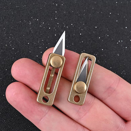 مشرط صغير لإستخدامات متعددة 3734